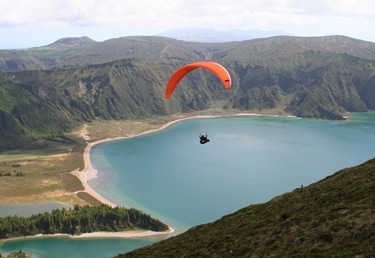 טרקטורוןן מעופף באגם פוגו