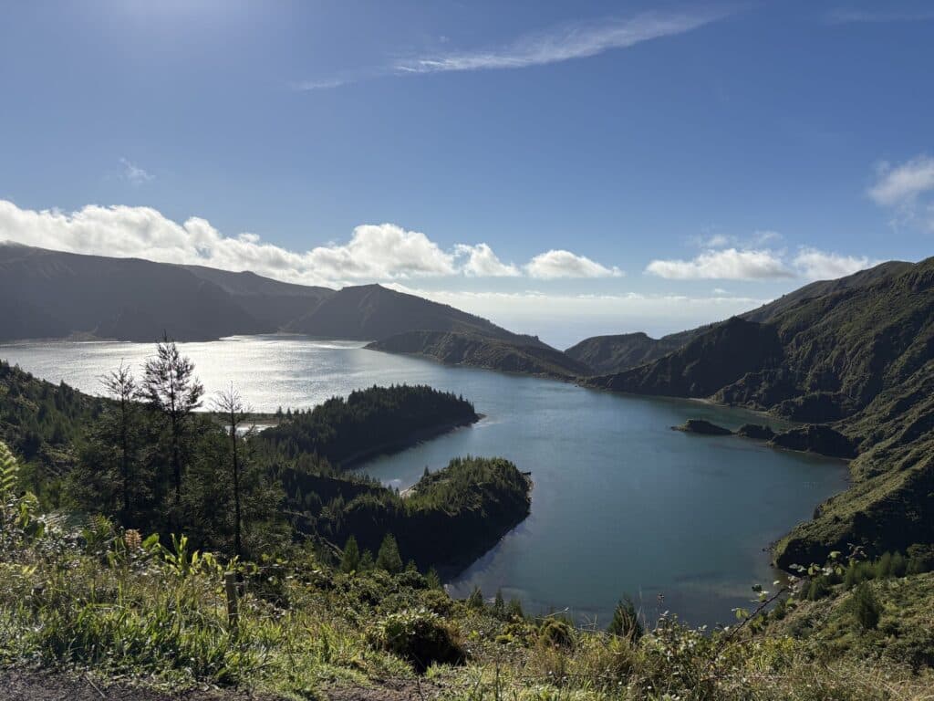 לגואה דל פוגו - אגם האש